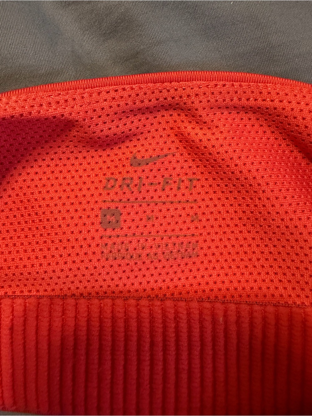 Nike Red Mesh Dri-FIT Sports Bandeau - Picture 3 of 3